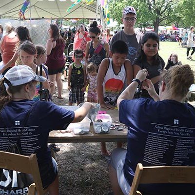 SRHC Volunteers at Button Blvd